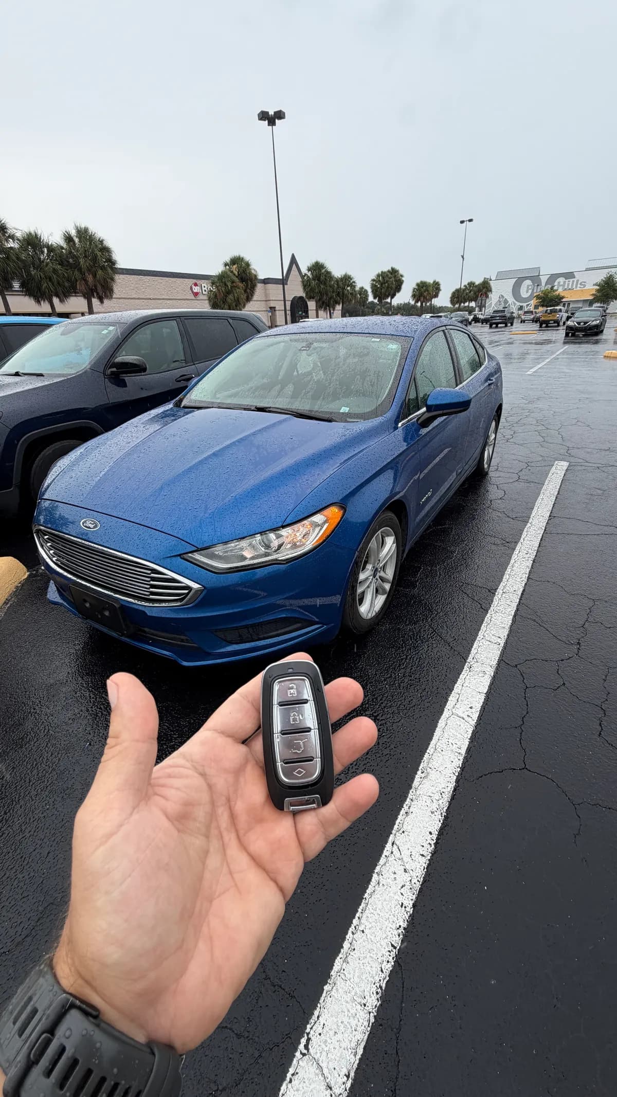 Lost Your Car Keys at the Store? Stranded 2018 Ford Fusion in Davenport, FL